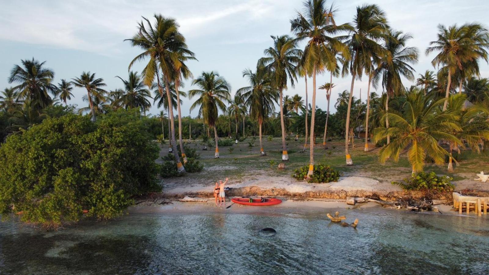 Santa Lova Ostello Tintipan Island Esterno foto